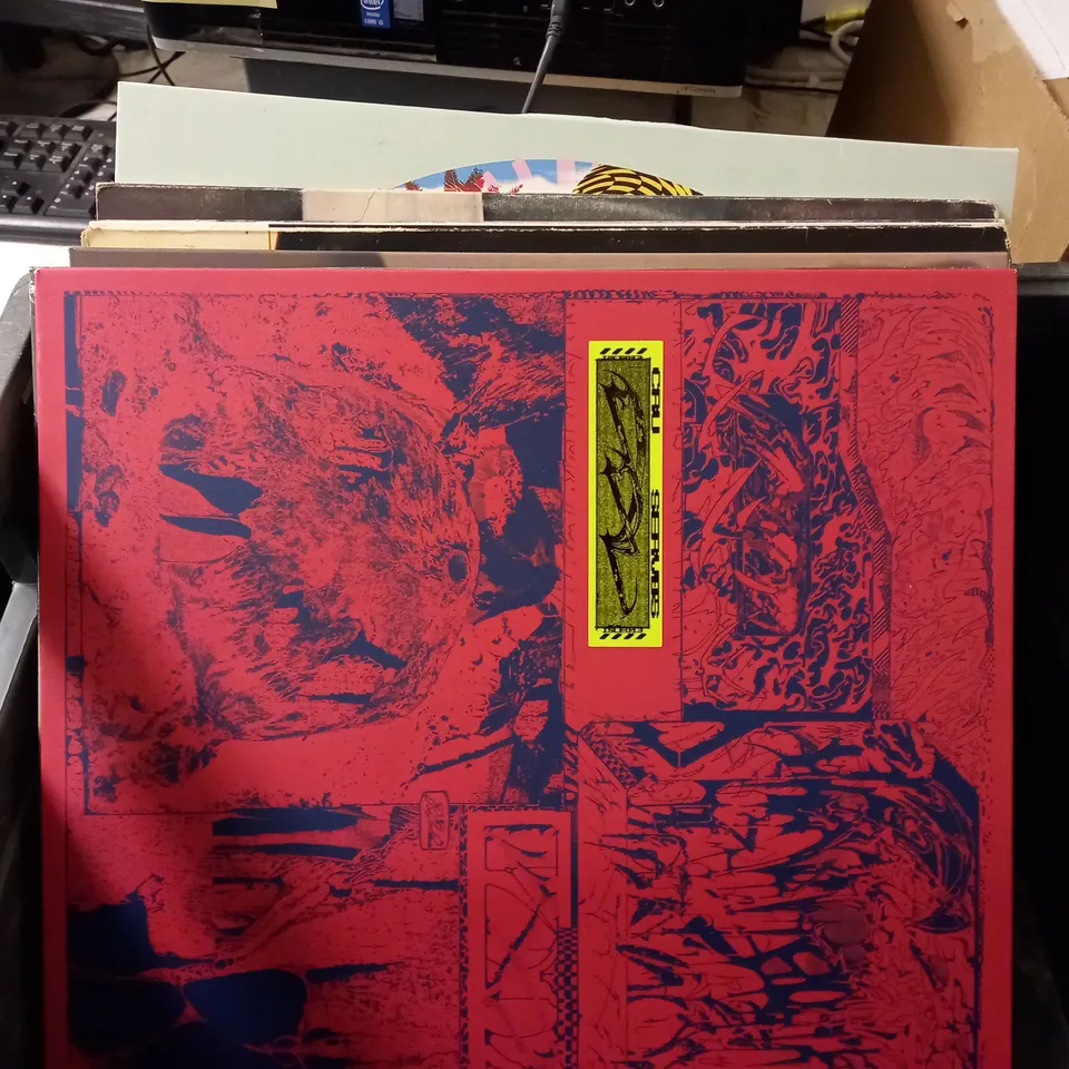 BOX OF APPROX 10 VINYLS TO INCLUDE BILLY JOEL, ARTHUR VEROCA AND THE LAST DANCE