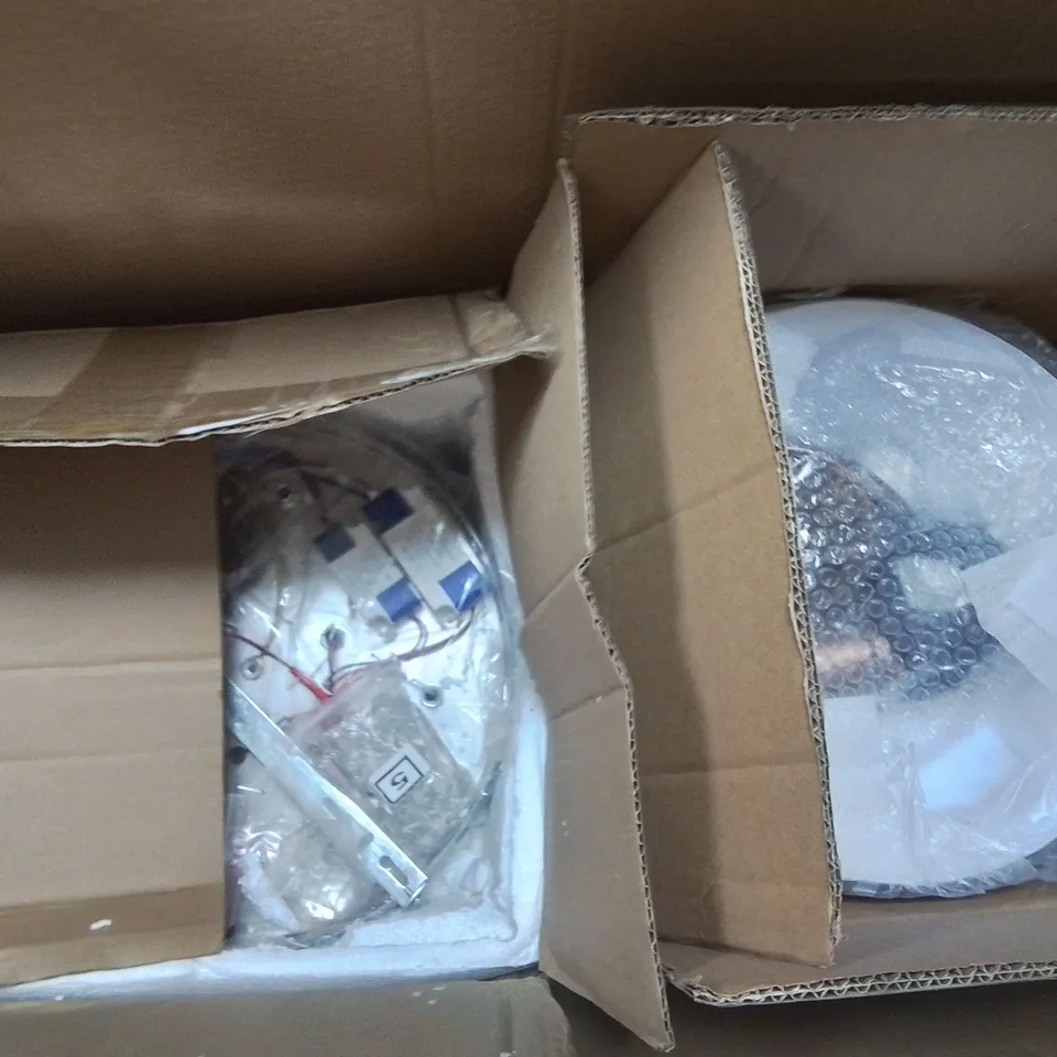 LOT OF 4 ASSORTED HOME LIGHTS 