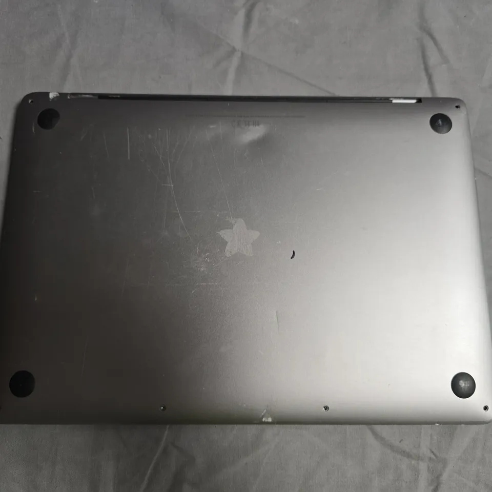 APPLE MACBOOK PRO 13-INCH (A2338) – SILVER