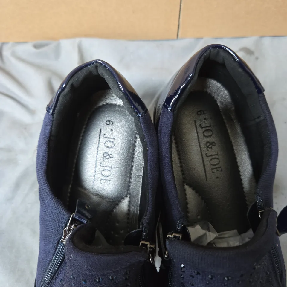 NAVY BLUE SUEDE ZIP TRAINERS – UK 6 JO AND JACK BRAND .