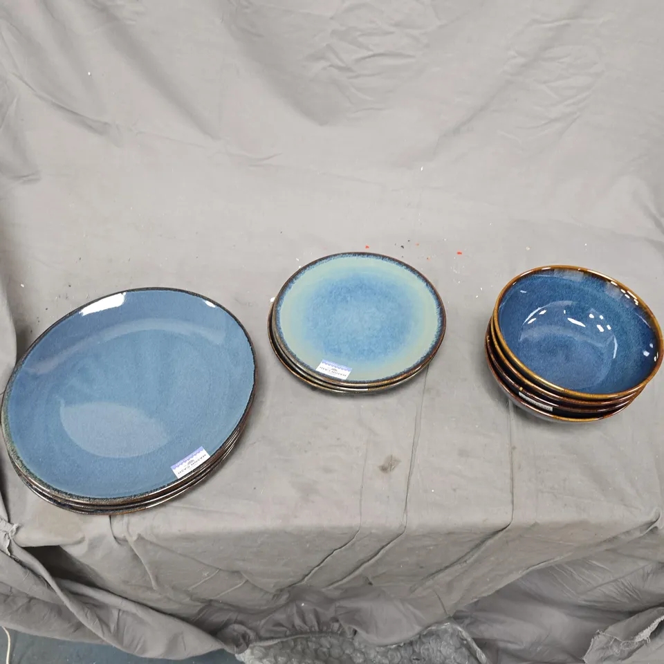 MASON CASH REACTIVE 12-PIECE DINNER SET – BLUE - COLLECTION ONLY 