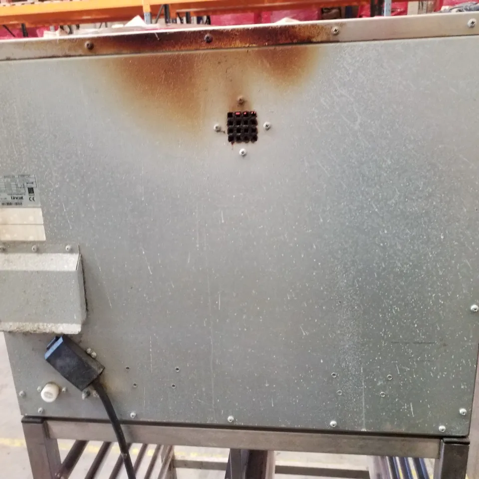 LINCAT ELECTRIC CONVECTION OVEN C/W STAND