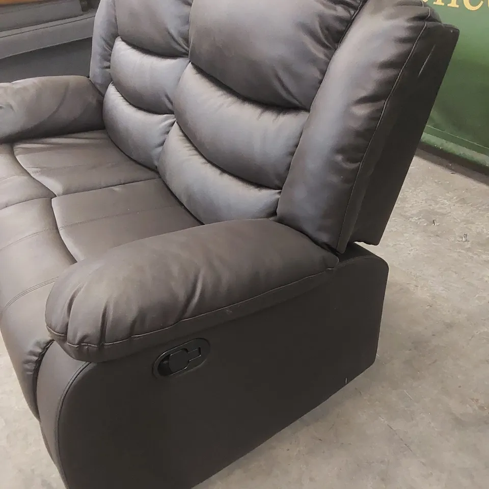 DESIGNER SORRENTO 2 SEATER MANUAL RECLINER SOFA IN FAUX LEATHER 