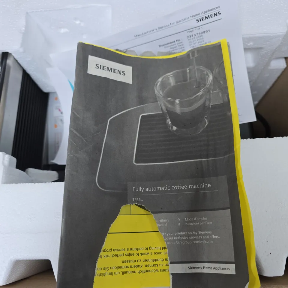 SIEMENS FULLY AUTOMATIC COFFEE MACHINE TE65  – BOXED