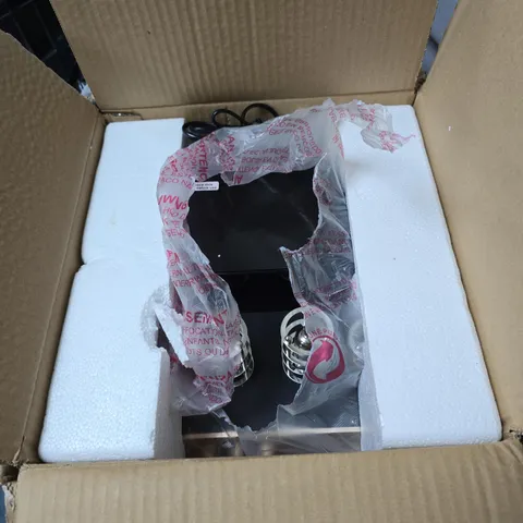 AUNA AMP VT TUBE AMPLIFIER HIFE 2X35W RMS, STEREO. BOXED WITH MANUAL