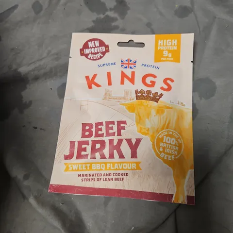 APPROXIMATELY 10 KINGS BEEF JERKY β SWEET BBQ FLAVOUR, HIGH-PROTEIN SNACK (9G PER PACK)