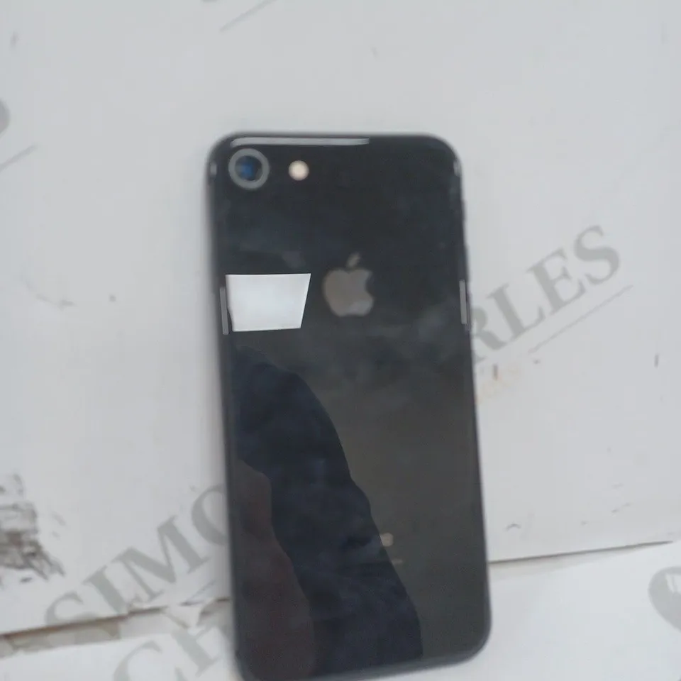 UNBOXED APPLE IPHONE 8 IN BLACK 