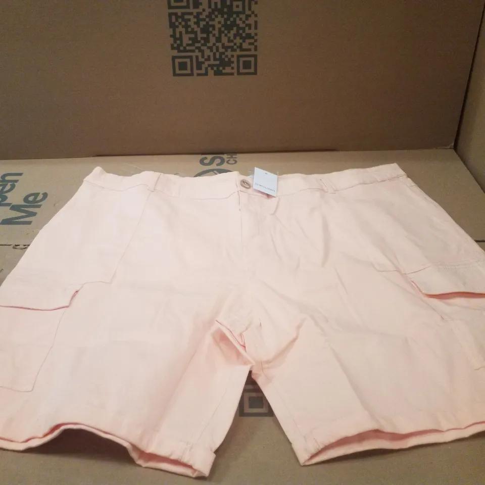 BOX CONTAINING APPROXIMATELY 32X BRAND NEW JD WILLIAM'S CARGO SHORTS - COLOUR PEACH - SIZE 24