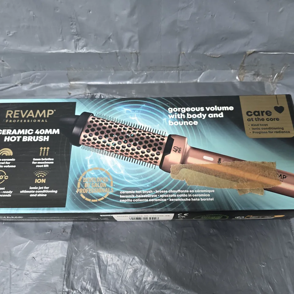 BOXED REVAMP PROFESSIONAL CERAMIC 40MM HOT BRUSH