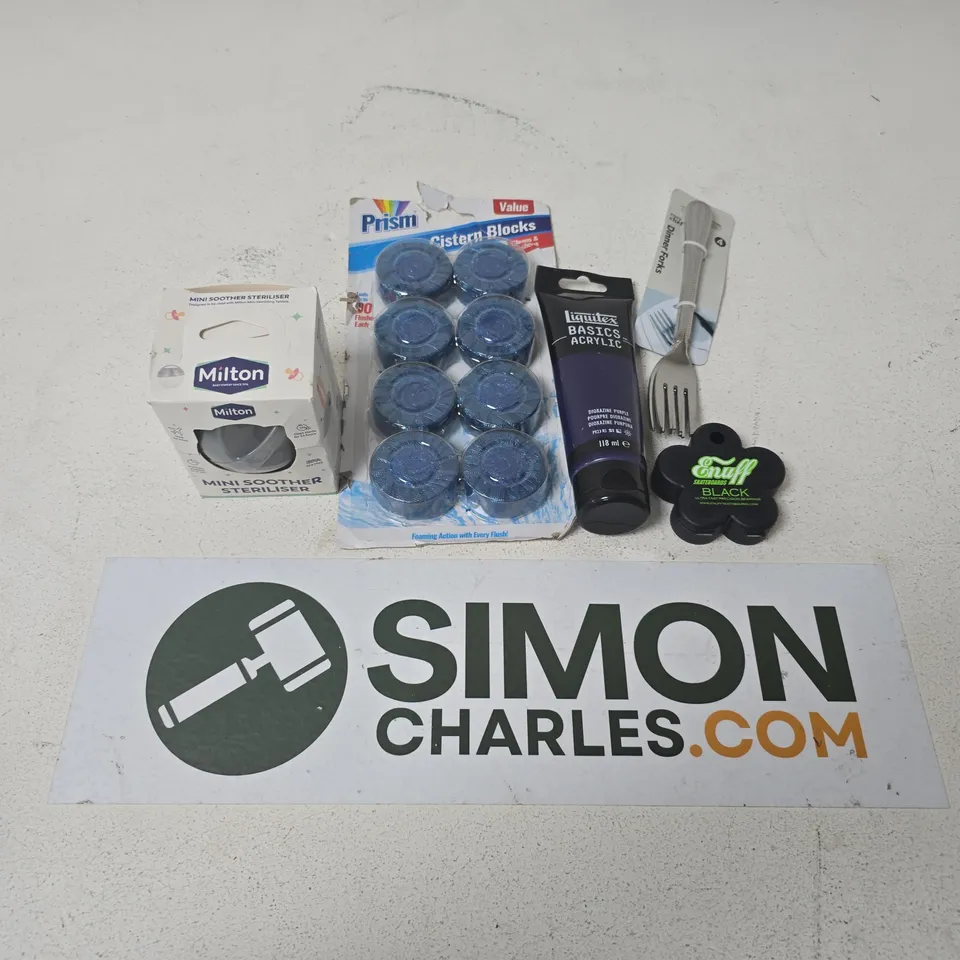 APPROXIMATELY 12 ASSORTED HOUSEHOLD ITEMS TO INCLUDE PRISM CISTERN BLOCKS, MINI SOOTHER STERILISER, DINNER FORKS, ETC