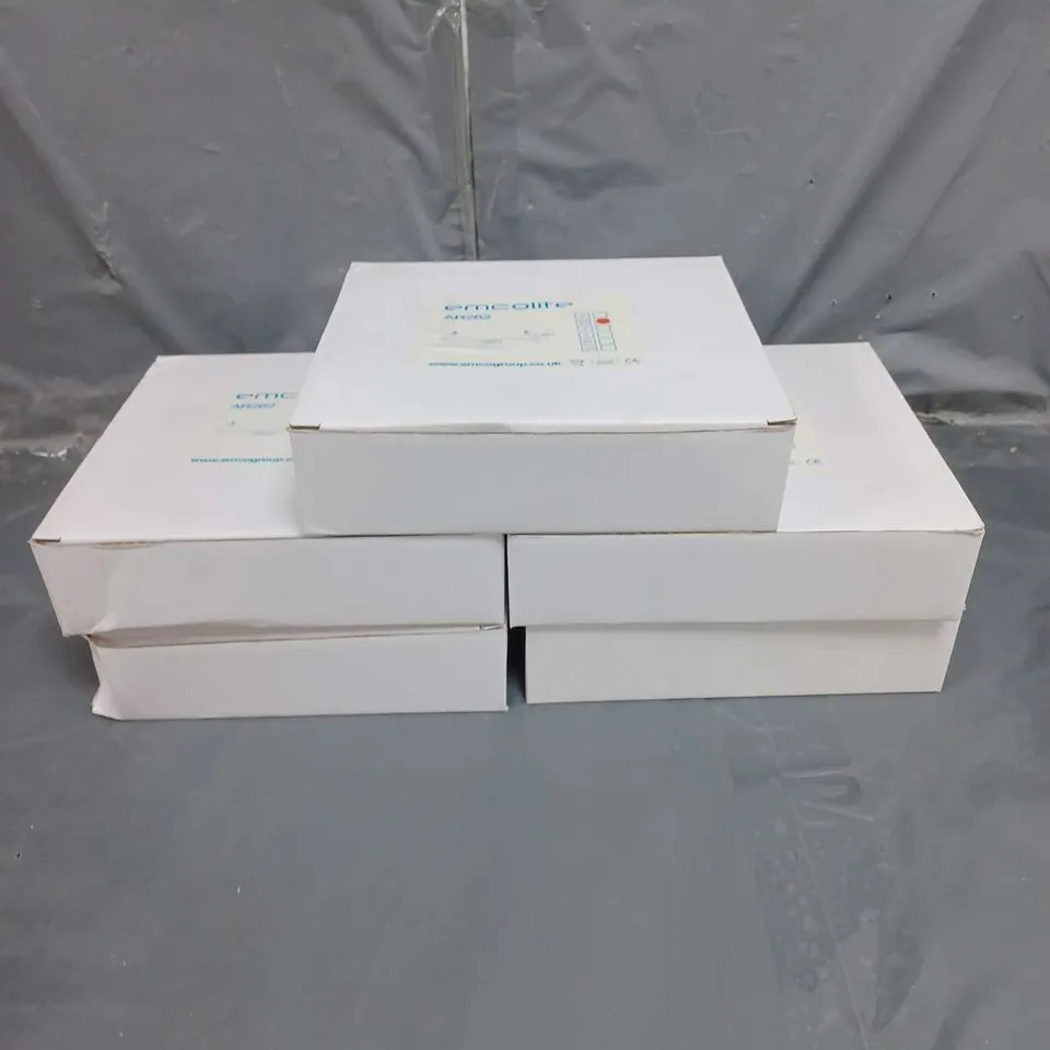 5 X BOXED EMCOLITE AR262 DOWN LIGHT HOUSINGS 