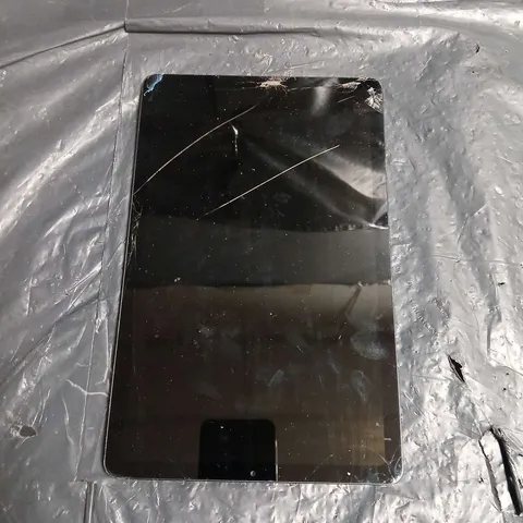 SAMSUNG TABLET – FRONT CRACKED SCREEN