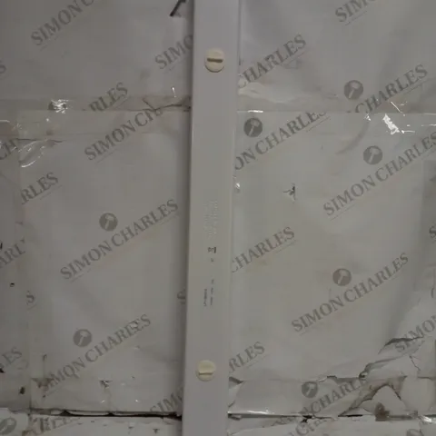 BRAND NEW 2FT BATTEN 18W SINGLE FITTING (LP118/HF/X)