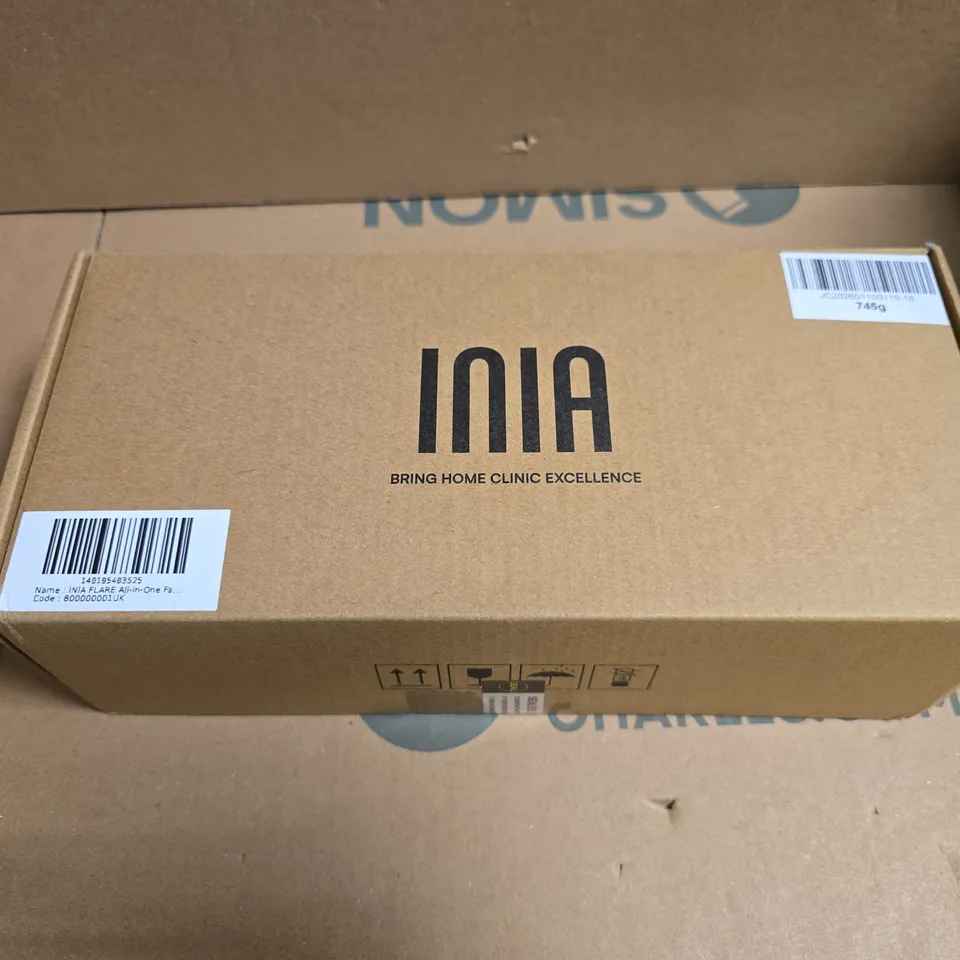 INIA FLARE ALL-IN-ONE FACIAL LIFT DEVICE – GEL INCLUDED