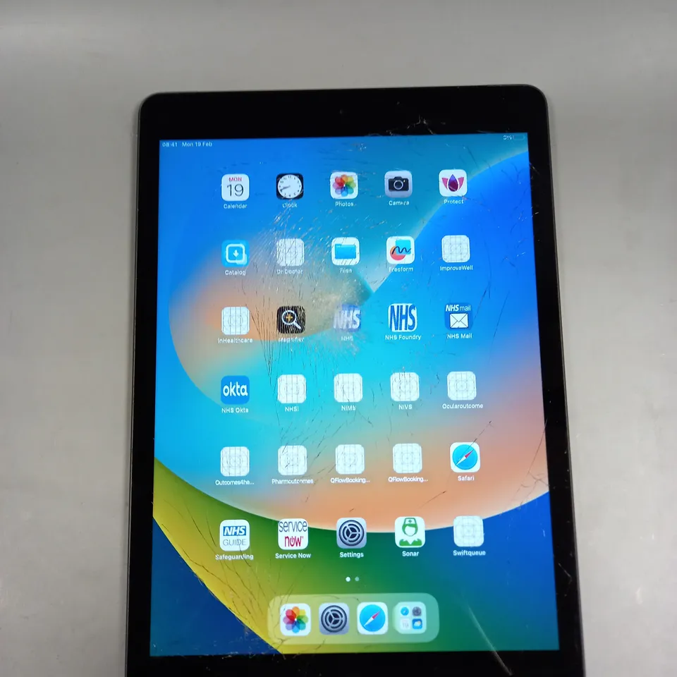 APPLE IPAD 10.2 A2429
