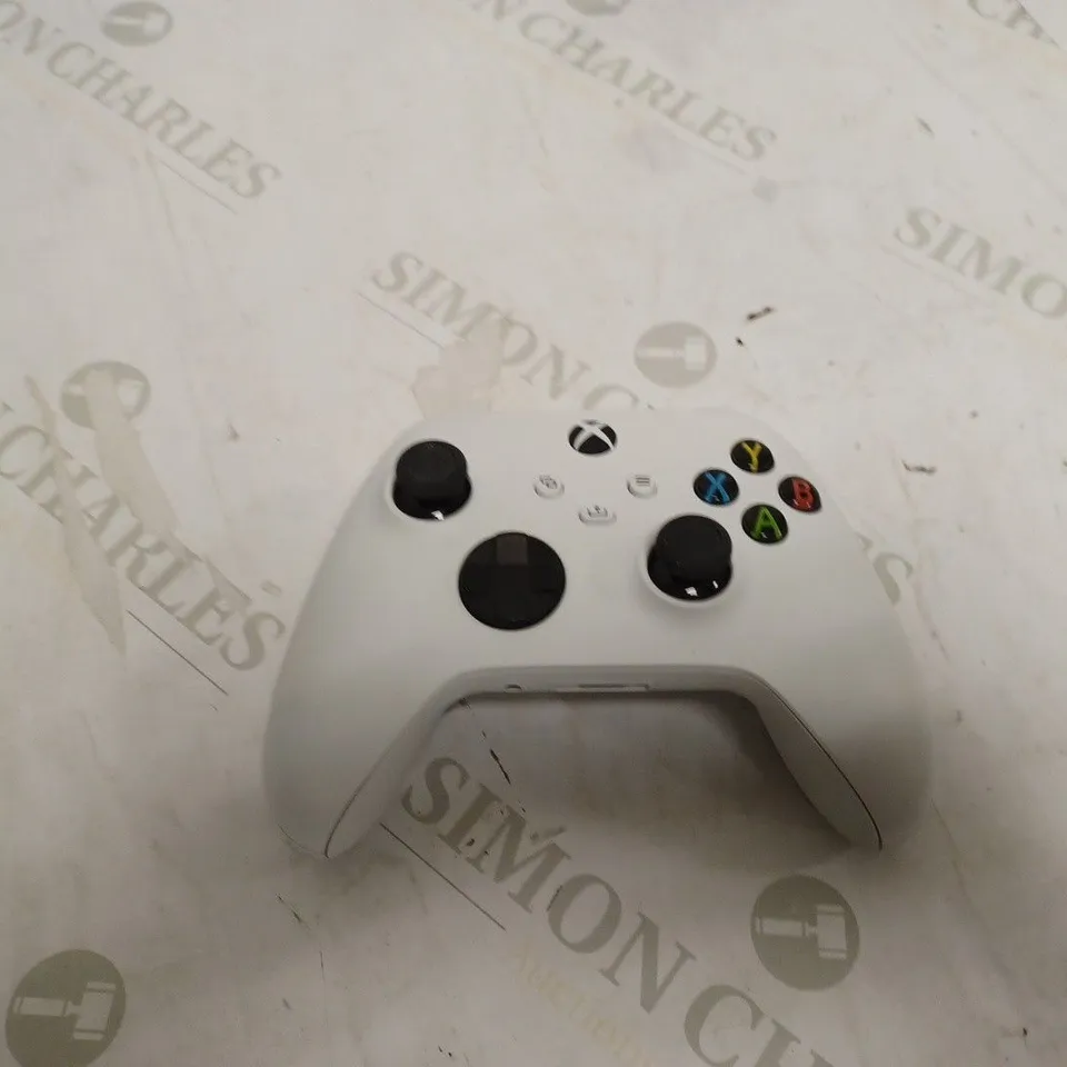 XBOX SERIES WHITE CONTROLLER 