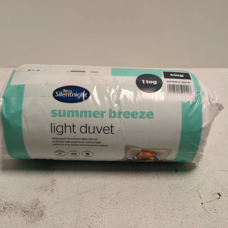 SILENTNIGHT SUMMER BREEZE LIGHT DUVET – KING SIZE (1 TOG)