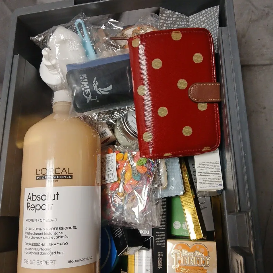 APPROXIMATELY 30 ITEMS INCLUDING L’ORÉAL ABSOLUT REPAIR SHAMPOO 1500ML (SERIE EXPERT) – HEALTH & BEAUTY MIXED LOT WITH OTHER BRANDS SUCH AS WEST MONTH AND MERODA .