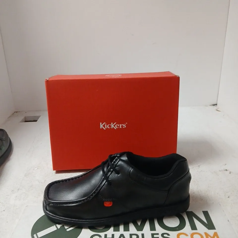KICKERS BLACK LEATHER LACE-UP SHOES – UK 9 (EU 43) – BOXED