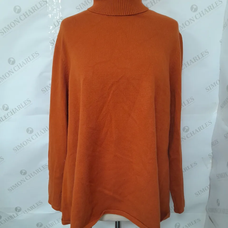 WYNNE LAYERS SOFT TURTLENECK JUMPER IN SPICE SIZE XL