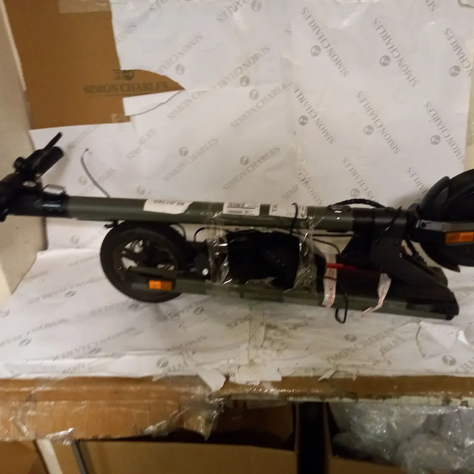 BUSBI WASP ELECTRIC SCOOTER - COLLECTION ONLY RRP £350