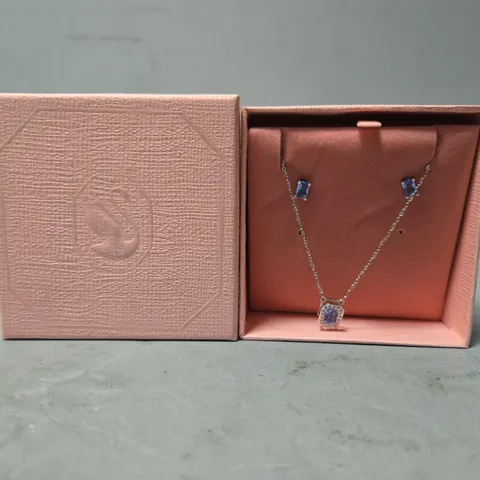 BOXED SWAROVSKI MATRIX PENDANT NECKLACE & EARRINGS 