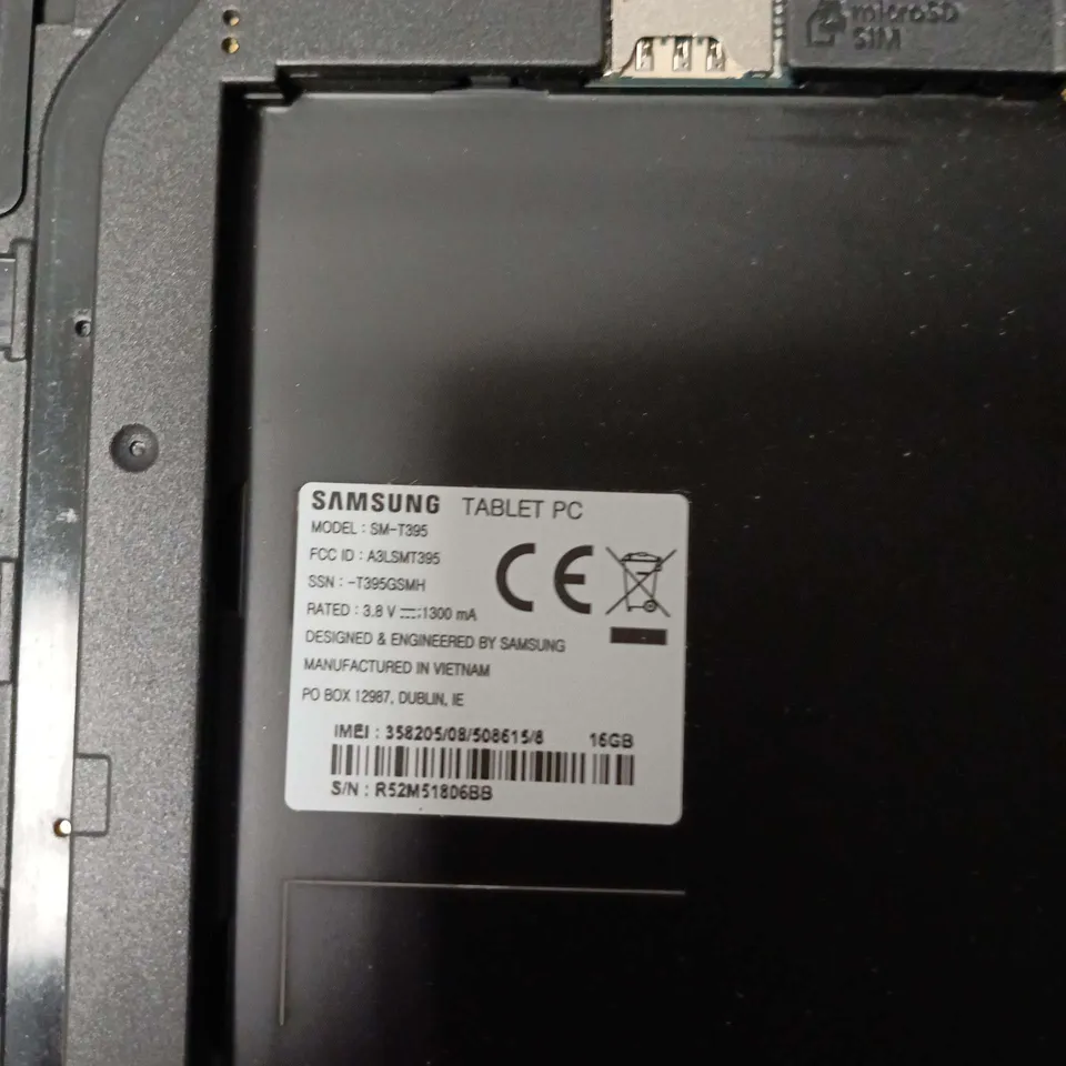 SAMSUNG TABLET PC SM-T395 – 16GB, CRACKED SCREEN