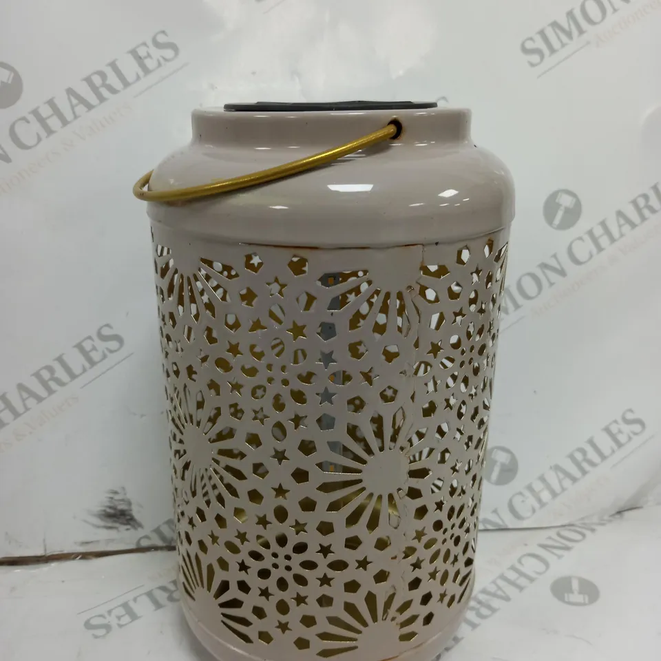  GARDEN REFLECTIONS SET OF 2 PATTERNED SOLAR LANTERNS