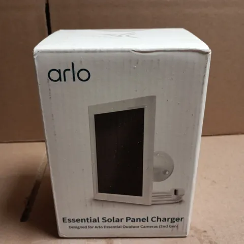 SEALED ARLO ESSENTIAL SOLAR PANEL CHARGER 
