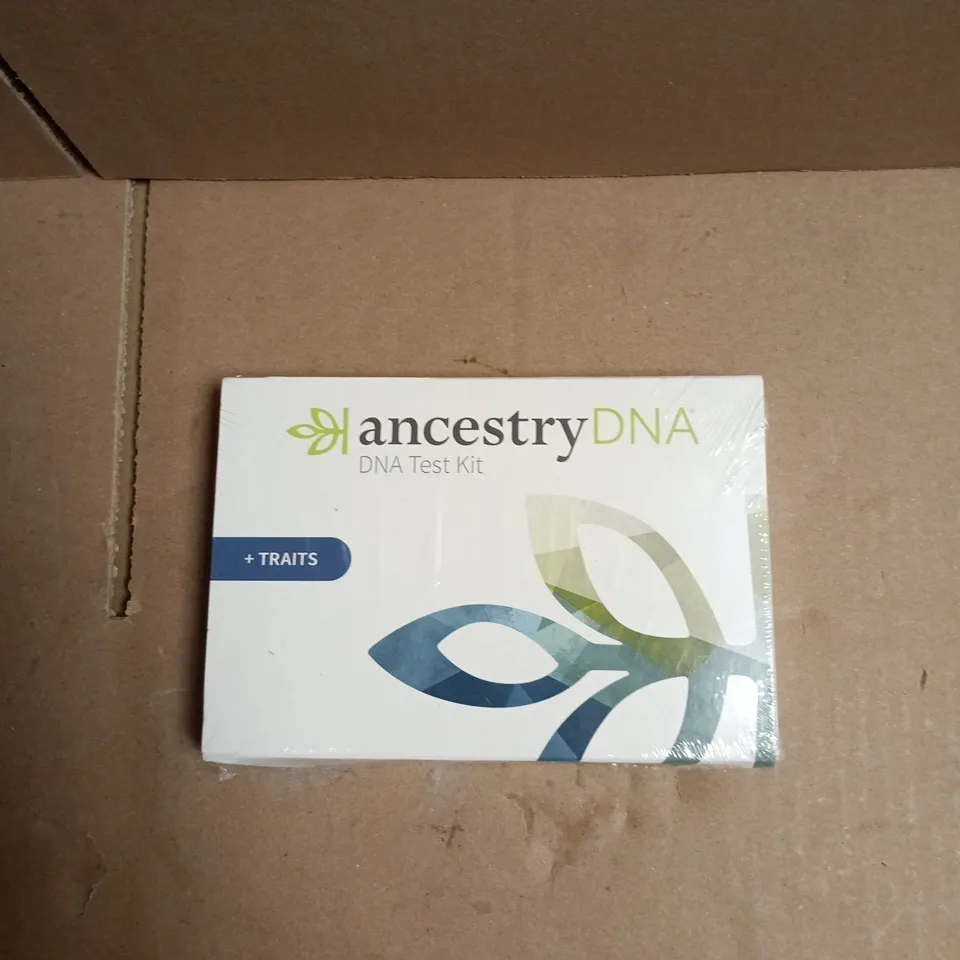 ANCESTRYDNA DNA TEST KIT + TRAITS – BOXED
