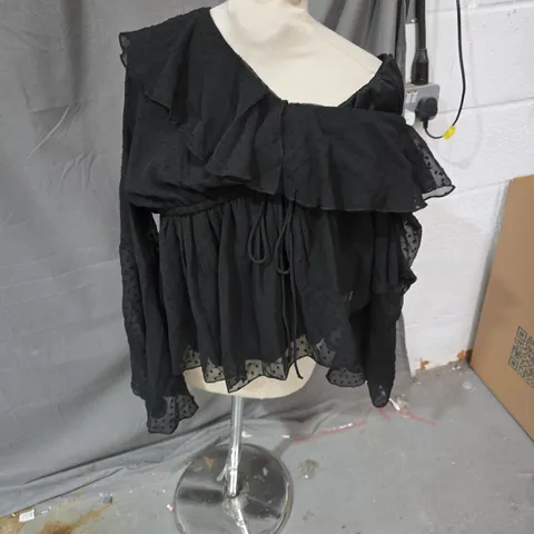 BOOHOO WOMEN'S BLACK OFF-SHOULDER RUFFLE BLOUSE – UK 12 (EU 46 / US 14) 