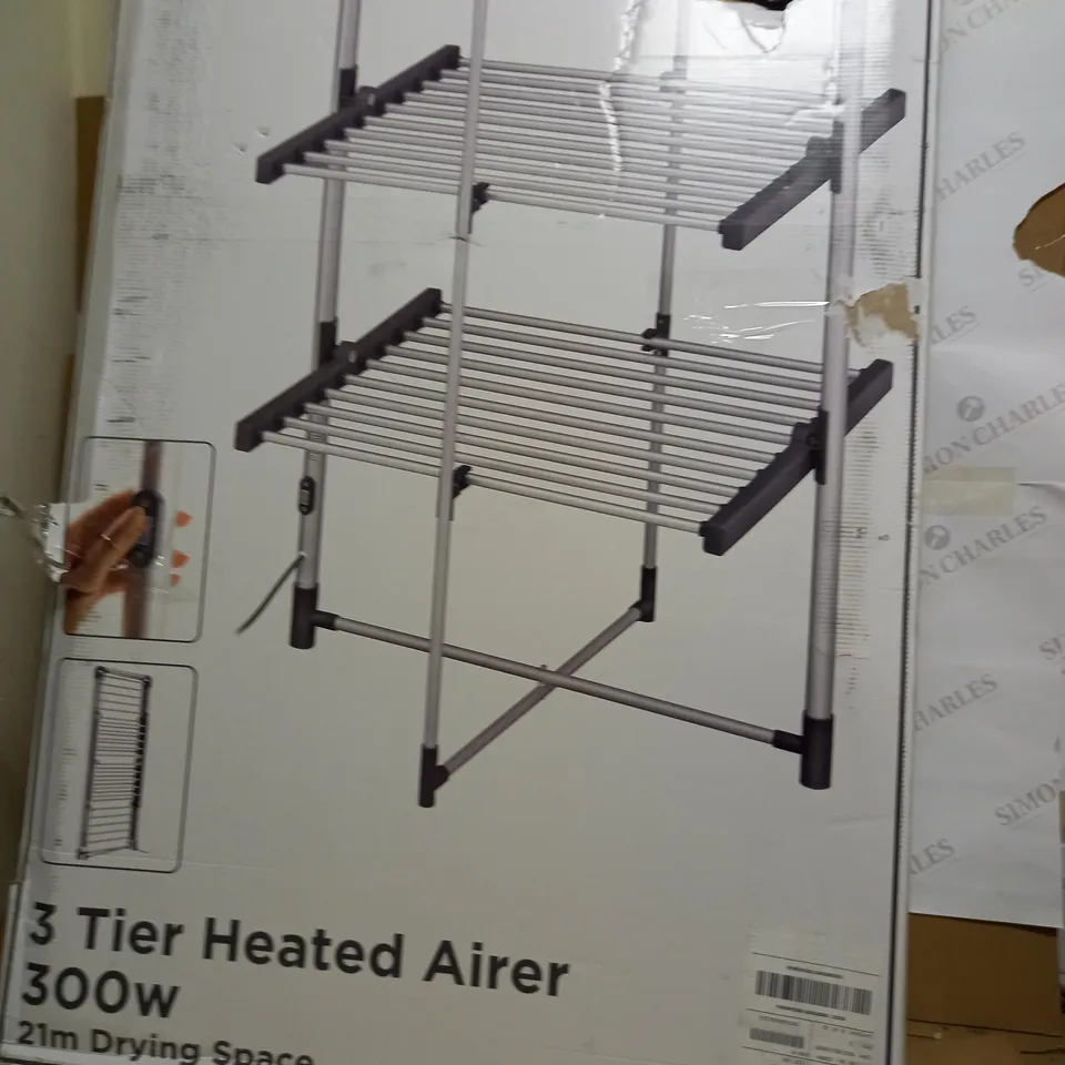BLACK AND DECKER 3 TIER HEATED AIRER 300W 