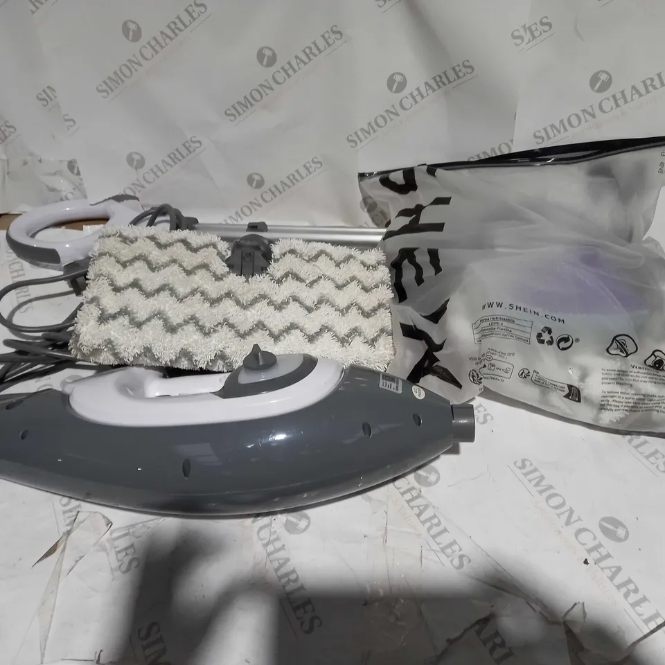 SHARK FLOOR AND HANDHELD STEAM CLEANER S6005