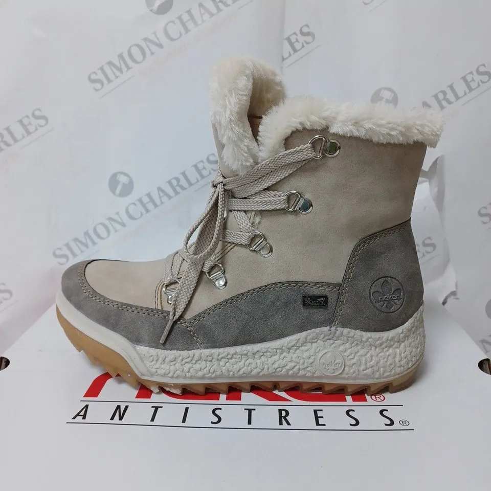 BOXED RIEKER WATER RESISTANT WARM LINED HIKING LACE UP BOOTS, CREAM - SIZE 3.5