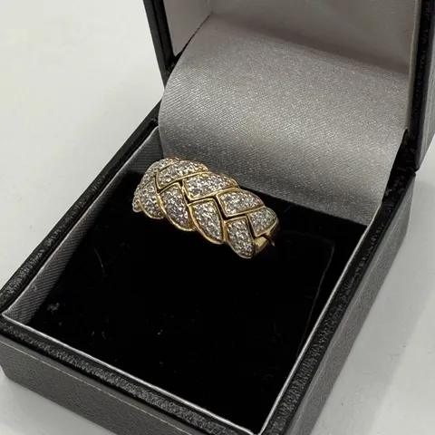 9CT YELLOW GOLD DRESS RING SET WITH NATURAL DIAMONDS 