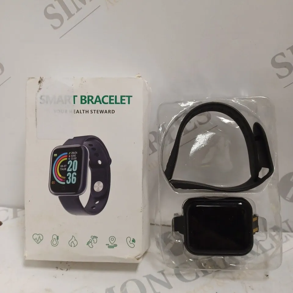 BOXED SMART BRACELET IN BLACK