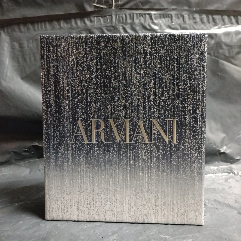 GIORGIO ARMANI ARMANI CODE EAU DE TOILETTE GIFT SET