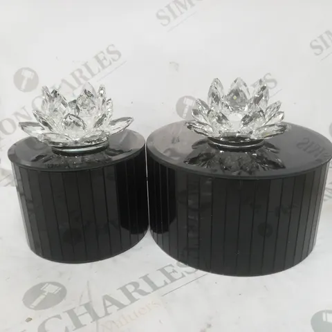 JULIEN MACDONALD SET OF 2 TRINKET BOXES