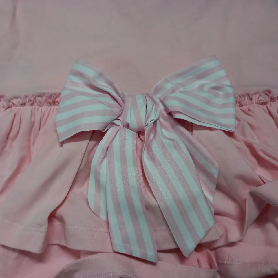 A DEE PINK TSHIRT DRESS WITH BOW ON THE BACK AND DIAMONTE DETAIL - 12 YEARS