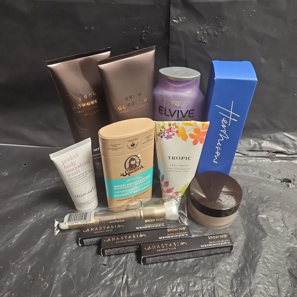 APPROXIMATEY 20 ASSORTED HEALTH AND BEAUTY PRODUCTS TO INCLUDE - HERSHESONS ZHOOSH FOAM - TROPIC DEODORANT CREAM - DR SQUATCH DEODORANT - ETC