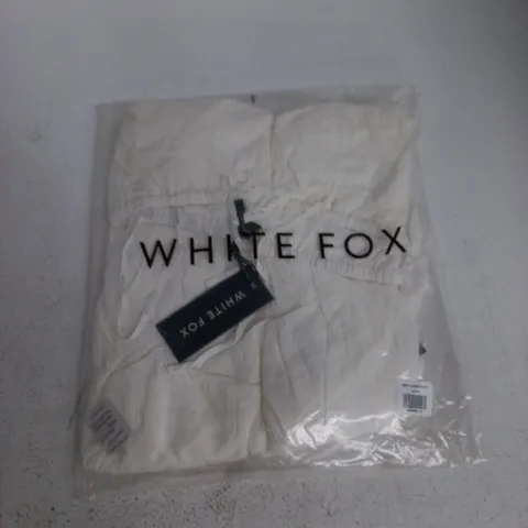 BAGGED WHITE FOX KEEP IT LOUD MAXI SKIRT IN WHITE - S