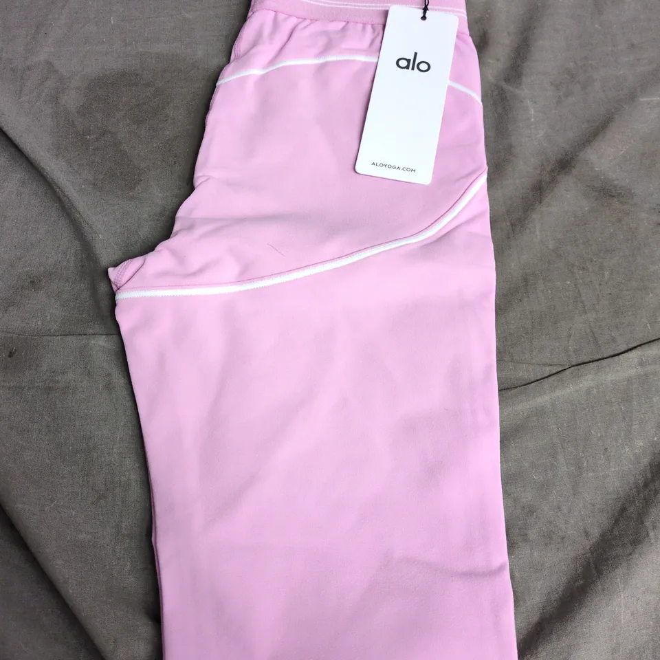 ALO YOGA AIRBRUSH HIGH-WAIST HEART THROB LEGGING – CANDY HEART PINK/WHITE, SIZE S
