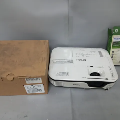 LARGE BOX OF 15 ASSORTED ELECTRICAL ITEMS TOO INCLUDE PROJECTORS , CHARGING STATIONS AND LAMP MONITORS , ETC