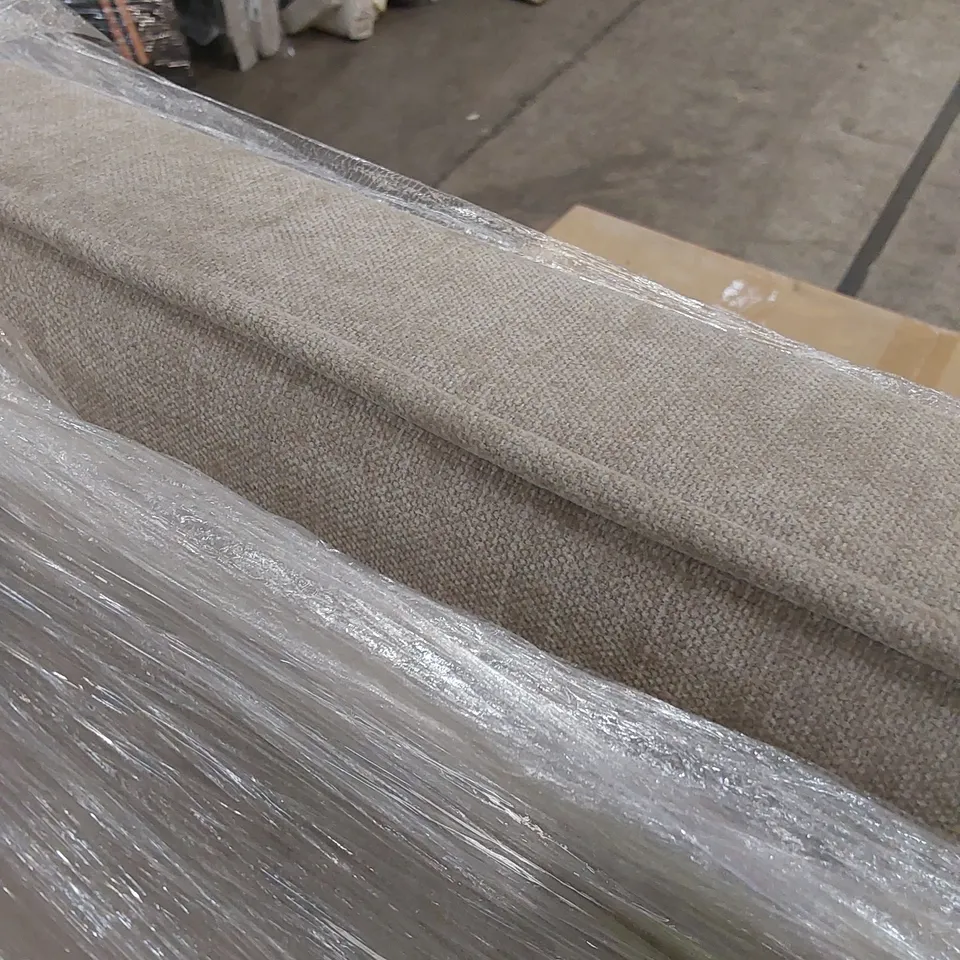 BAGGED DESIGNER MALMSBURY SINGLE FABRIC HEADBOARD