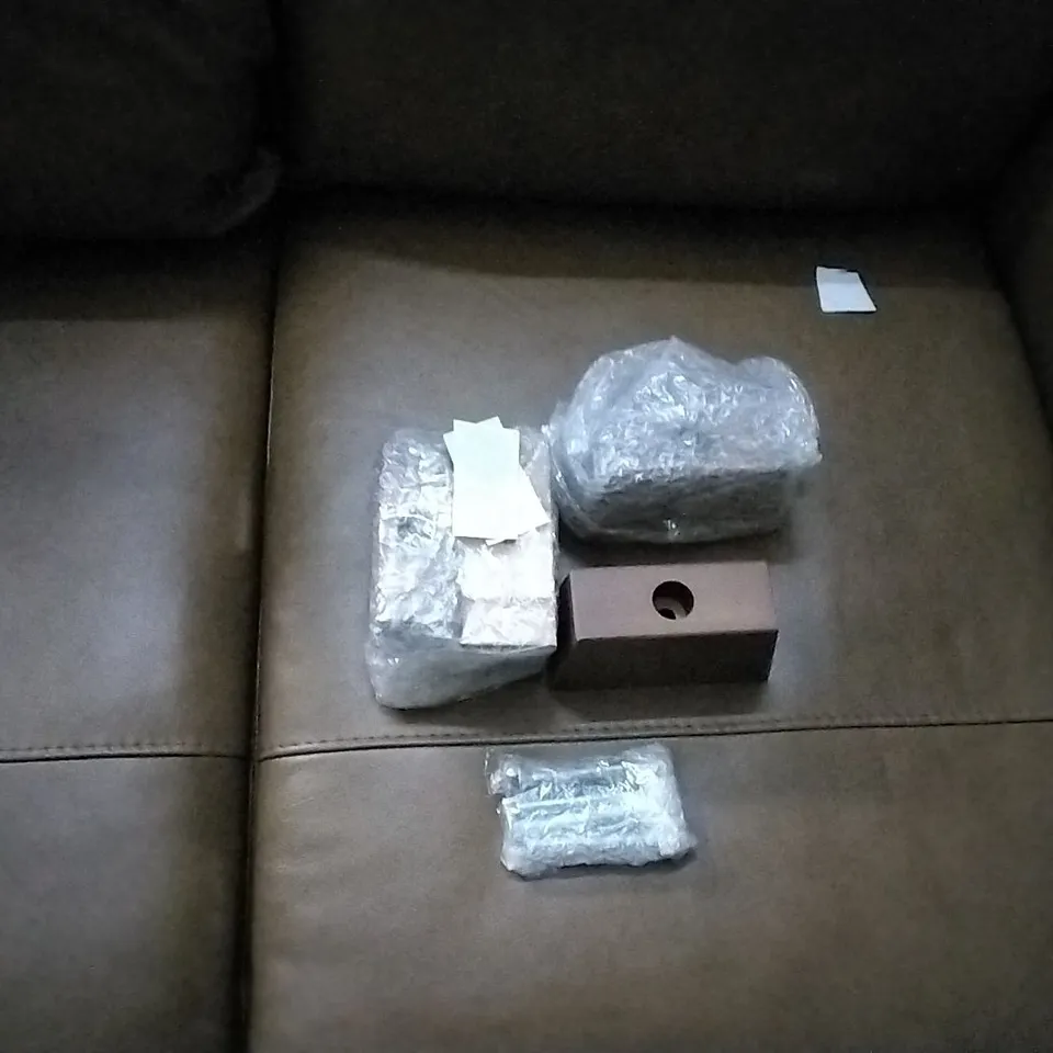 QUALITY DESIGNER FAUX LEATHER BROWN 2 SEATER SOFA 