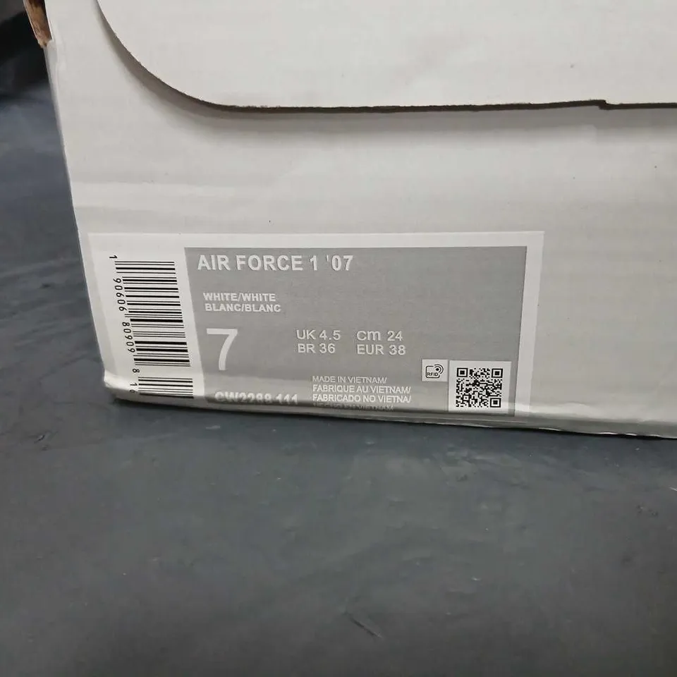 NIKE AIR FORCE 1 '07 WHITE SNEAKERS – UK 4.5 (US 7) – BOXED