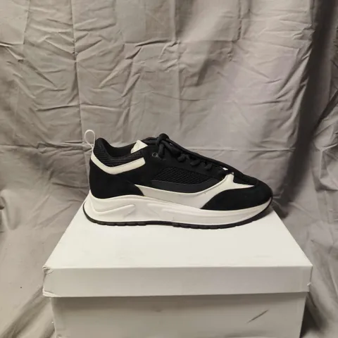 BOXED PAIR OF MEN'S CLEEN'S BLACK SUEDE SHOES - SIZE 12.5 