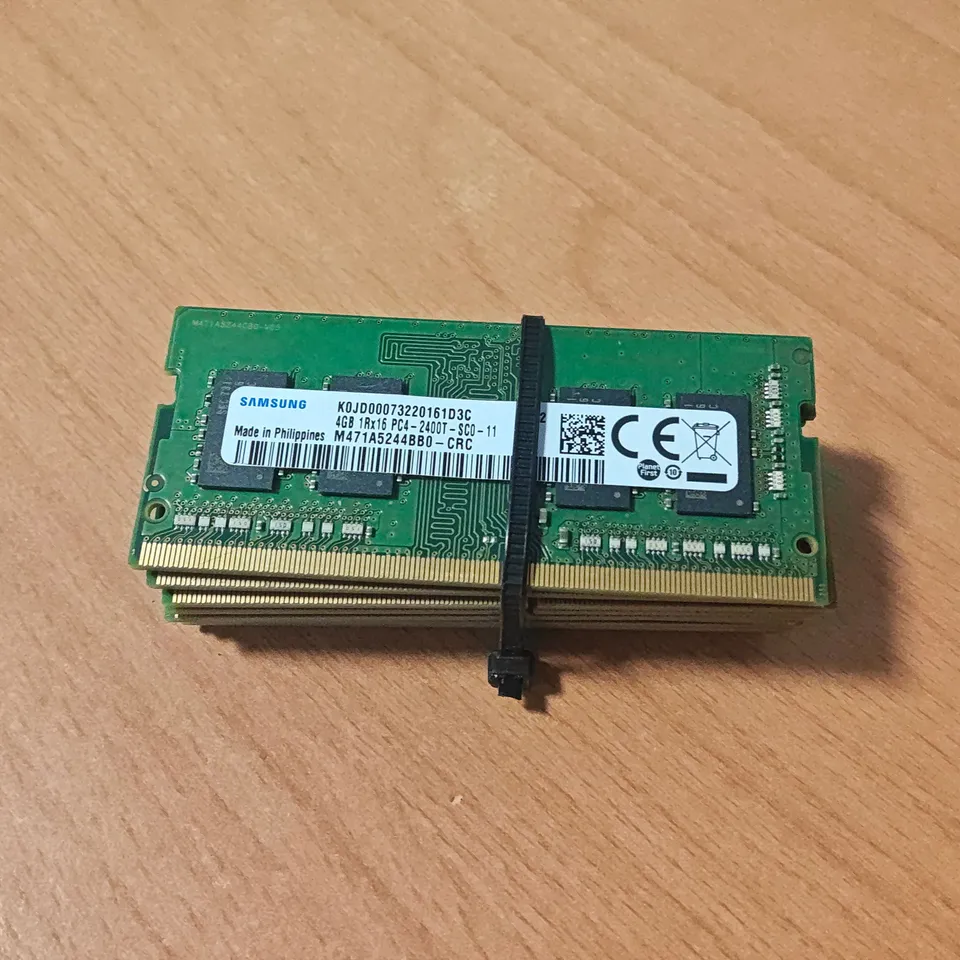 LOT OF 9 SAMSUNG 4GB 1RX16 PC4-2400T LAPTOP RAM - K0JD00073220161D3C