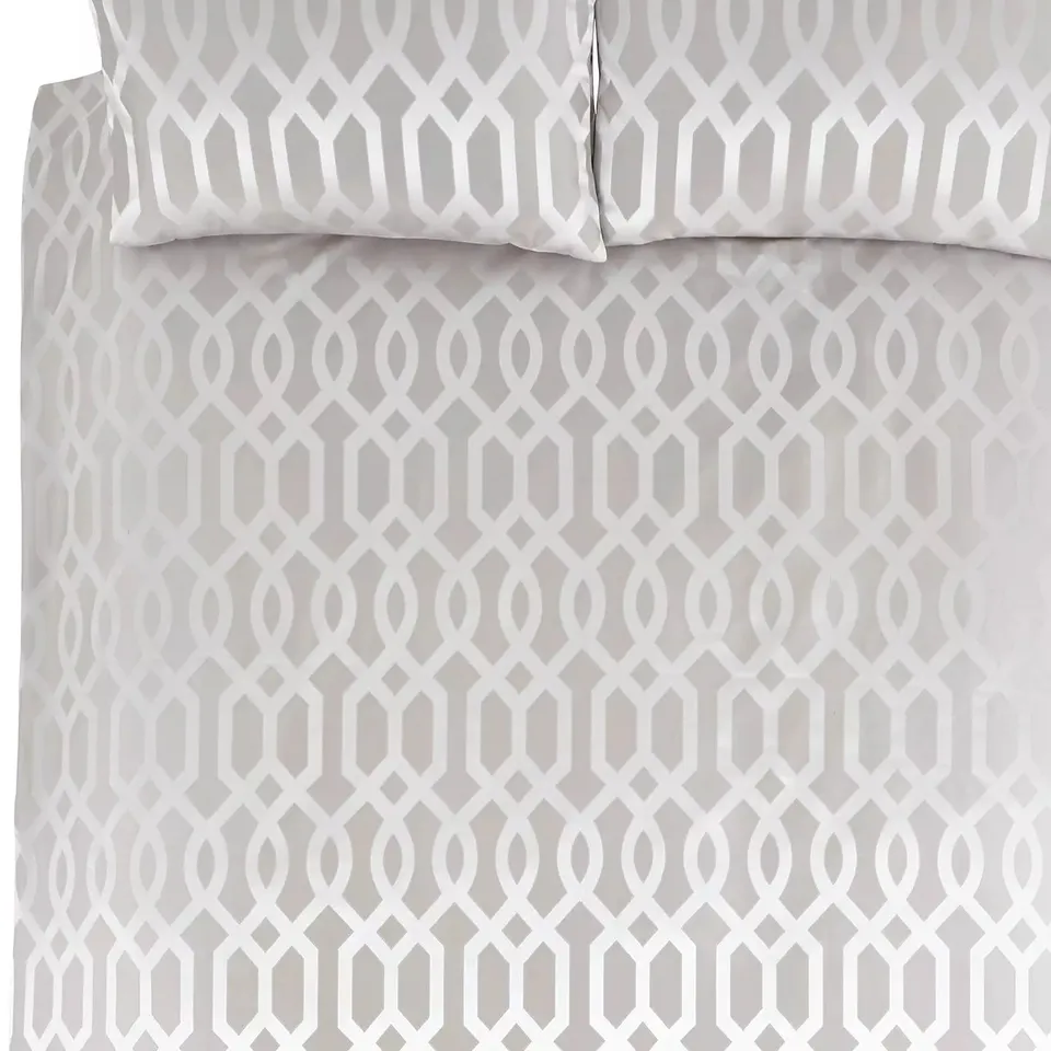 GRADE 1 FLORENCE JAQUARD DUVET SET NATURAL DOUBLE RRP £45