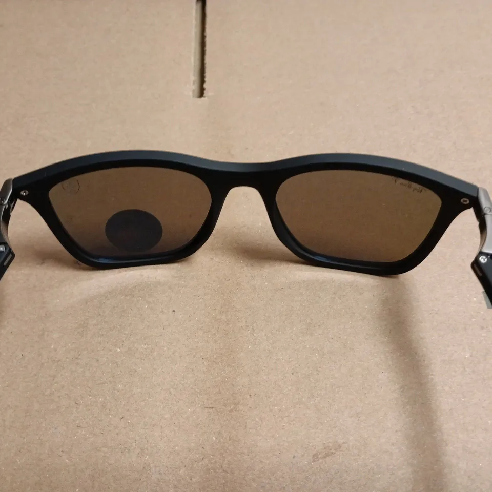 BOXED PAIR OF RAY BAN POLARIZED GLASSES WITH BLACK FRAMES